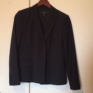 EVERYTHING MUST GO Ann Taylor black blazer, 6p